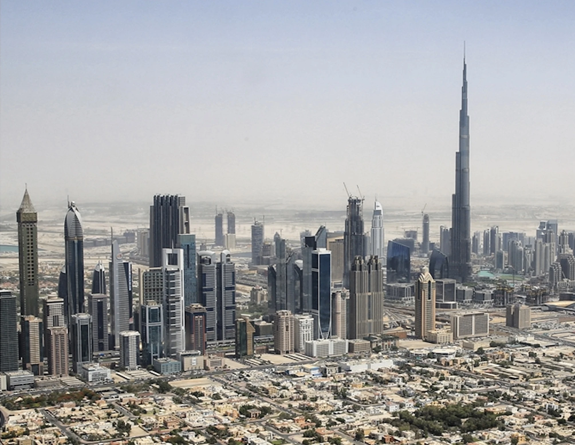 Dubaï arnaue mlm marketing multiniverau